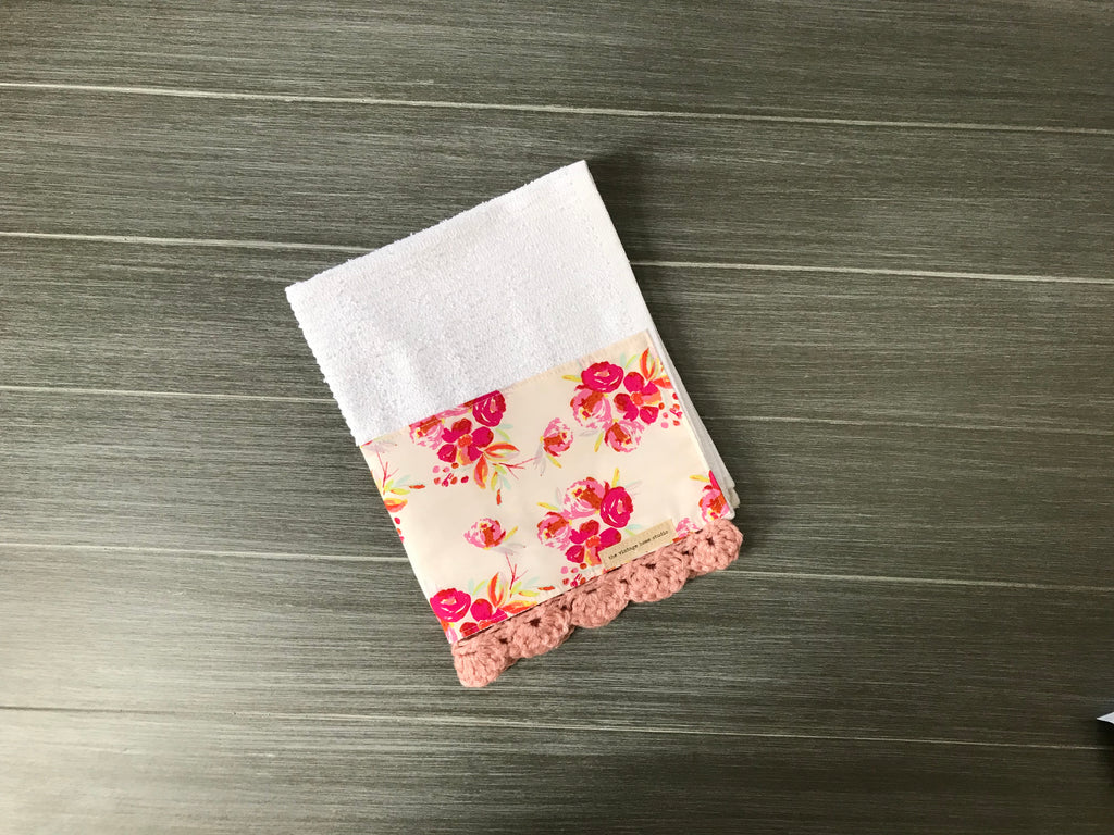 RETIRING Corsage Charm Pink Crochet Kitchen Bar Mop Towel - The Vintage Home Studio