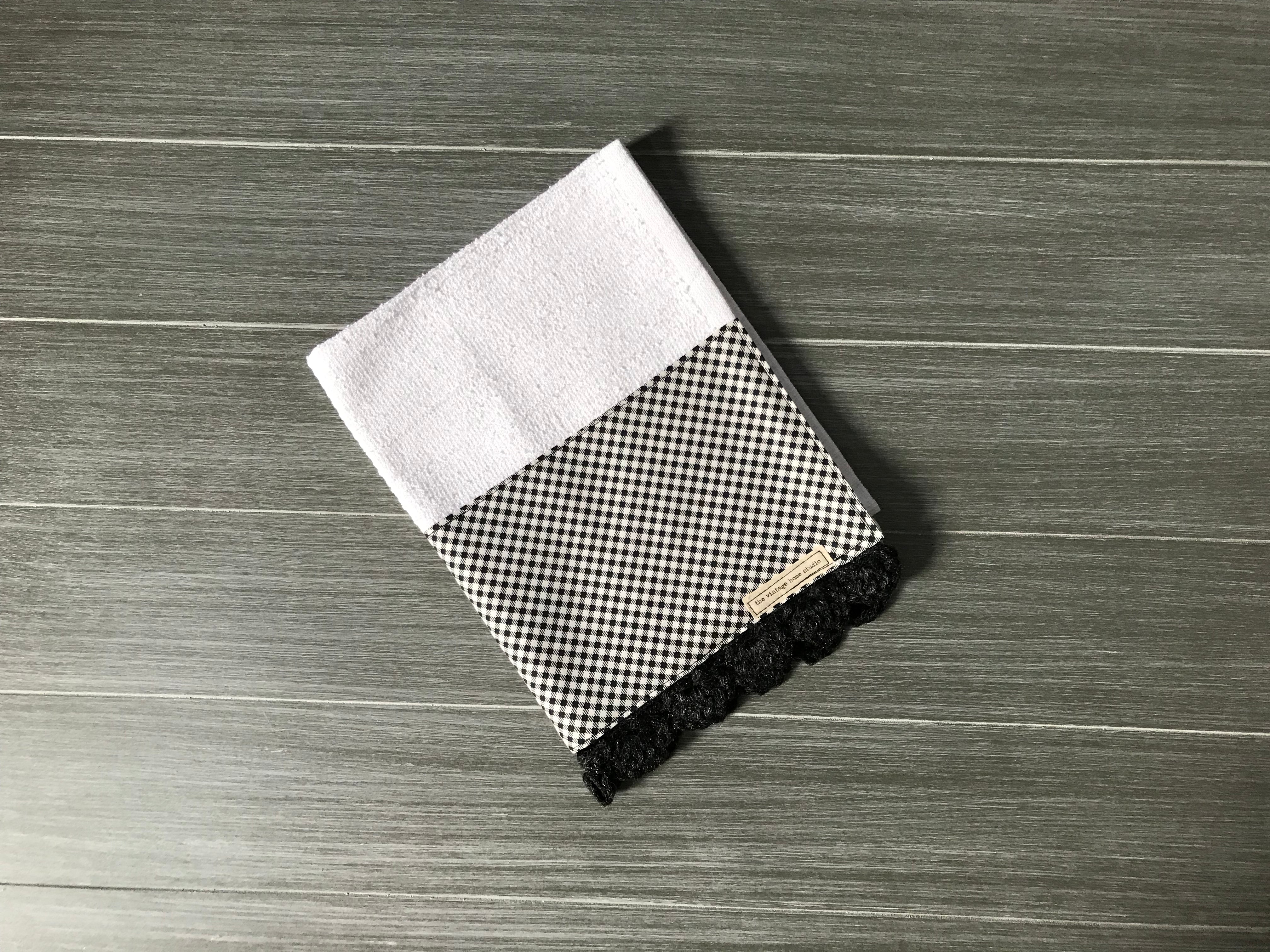 Petit Checks in Ash Grey Crochet Kitchen Towel